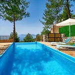Bubo Bed & Breakfast 4*