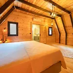 Bubo Bed & Breakfast 4*