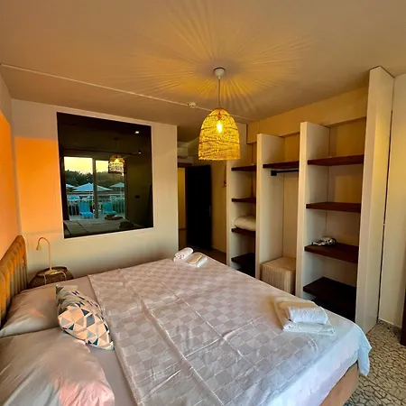 Bubo Bed & Breakfast Faralya