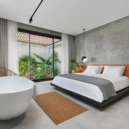 B&B Bubo 4*