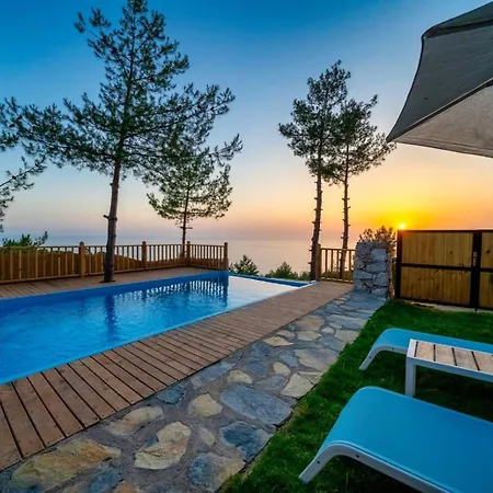 Bubo Bed & Breakfast 4*